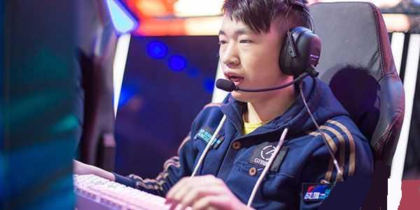 如今展现出 如今展现出