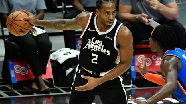 岁中场佩德 岁中场佩德